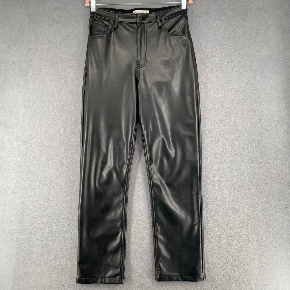 Abercrombie Fitch 90s Straight Ultra High Rise Curvy Love Faux Leather Pant 6/28